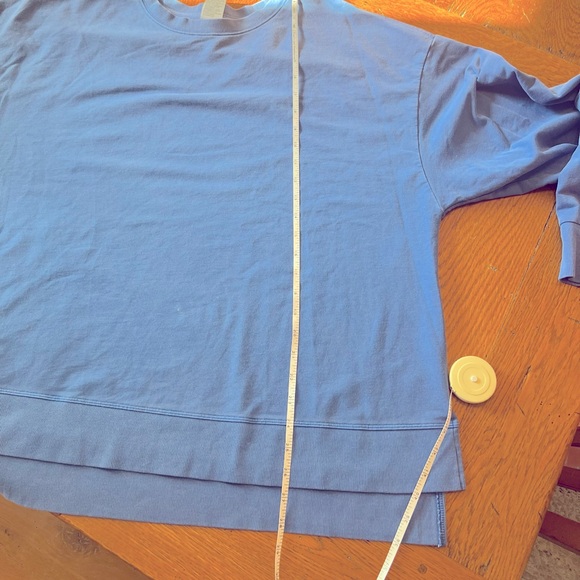 all in motion 1X blue women’s sweatshirt. So soft and comfortable, loose fit. - Picture 2 of 9